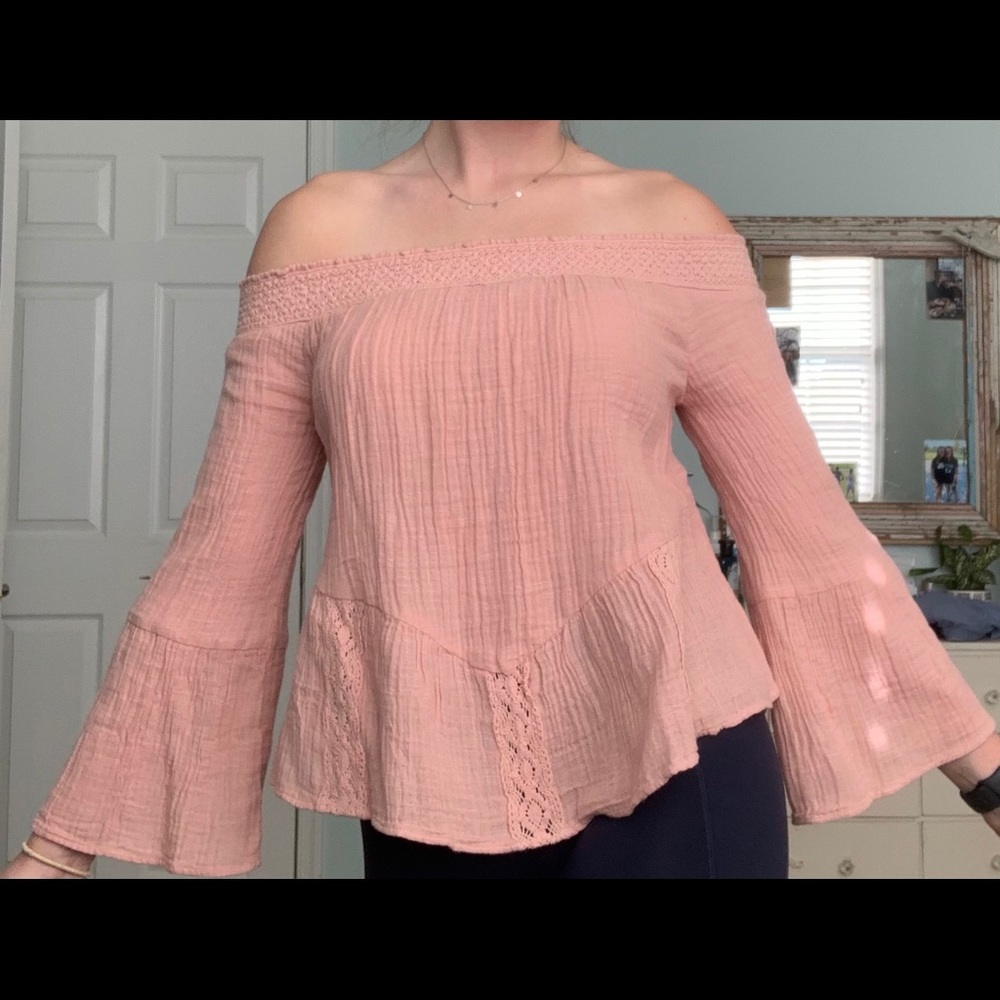 American Eagle top